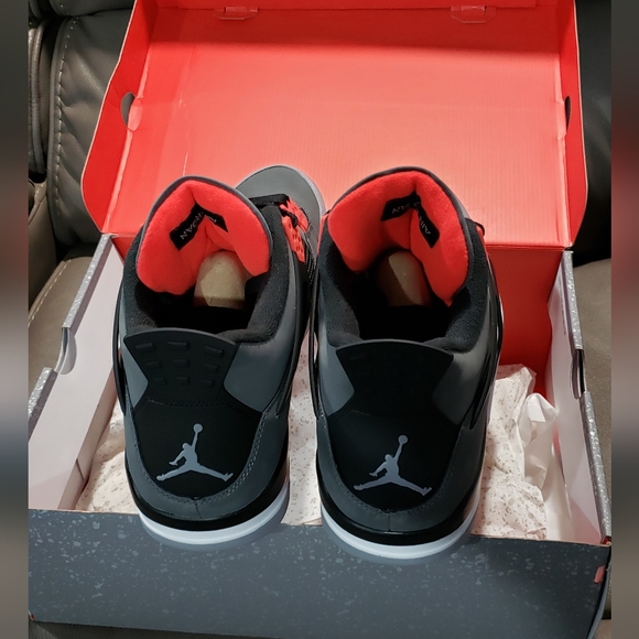 Jordan 4 Retro Infrared (Size 14) - Picture 4 of 12